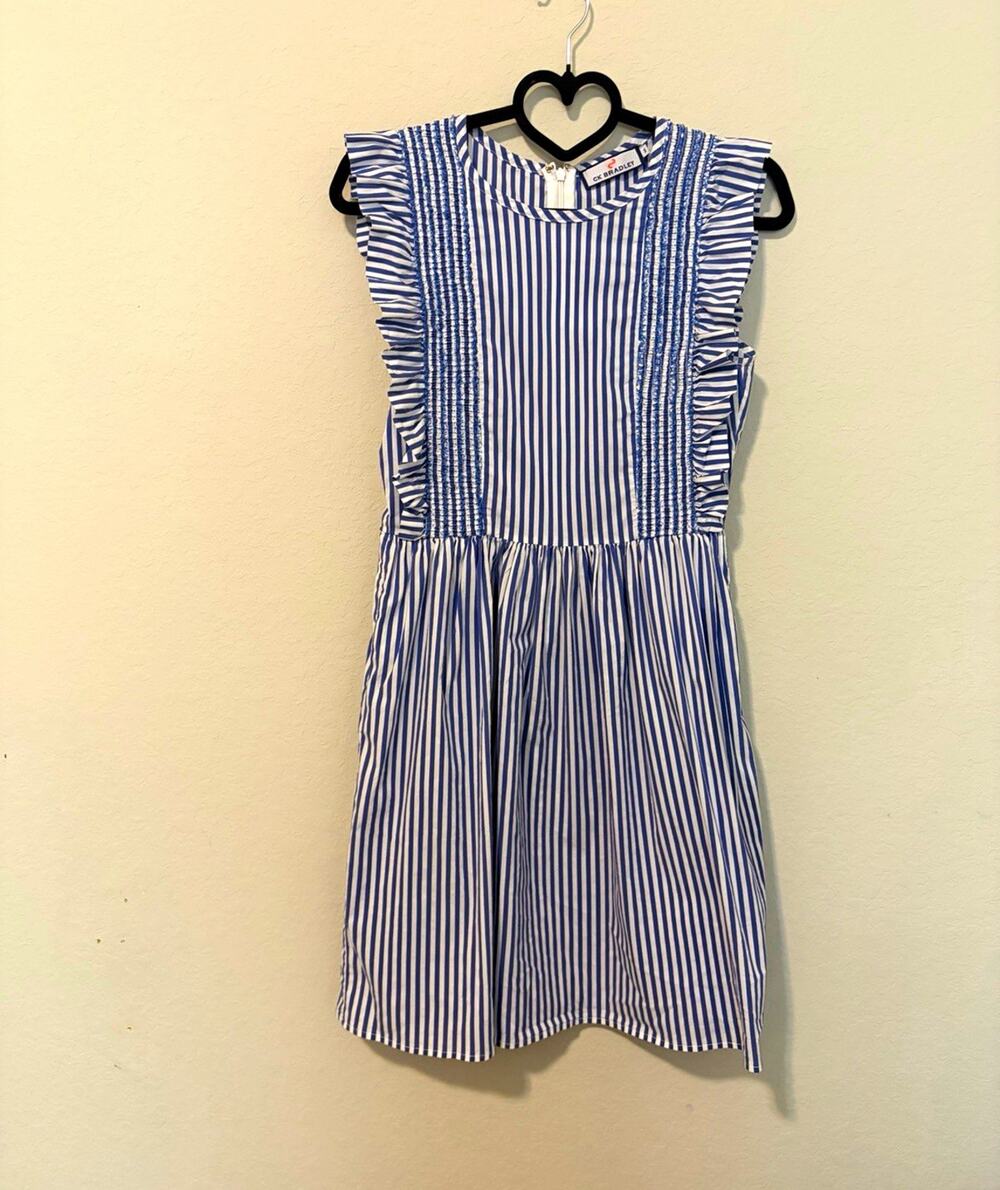 CK Bradley Blue/White Striped Fit & Flare Dress Smocked Sleeveless Pockets Sz S